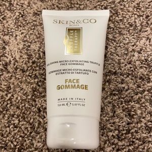 NWT Skin & Co face gommage